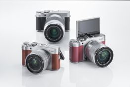 Fujifilm Unveils X-A5 and 15-45mm Lens